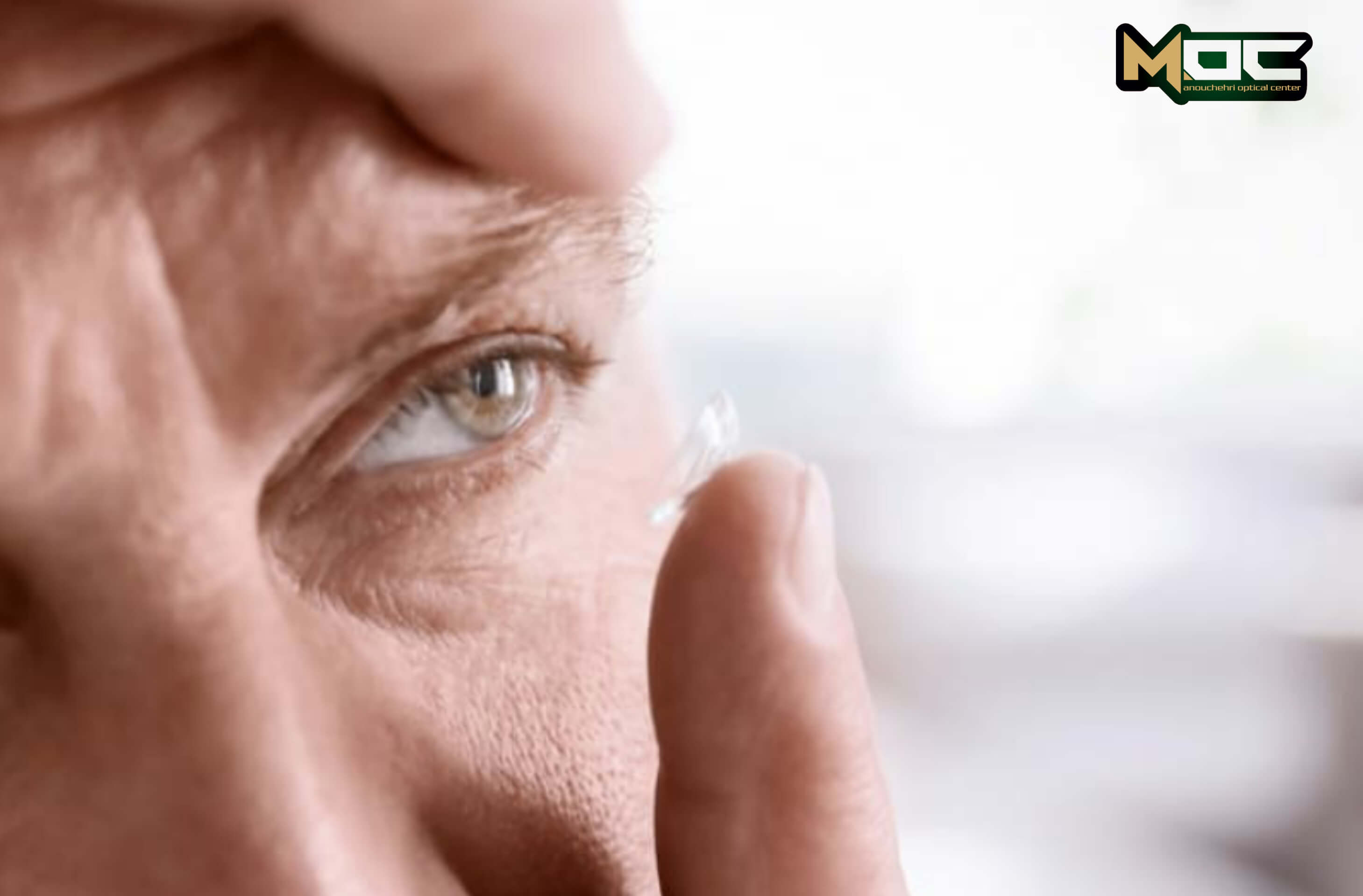 لنز دوکانونه برای پیرچشمی