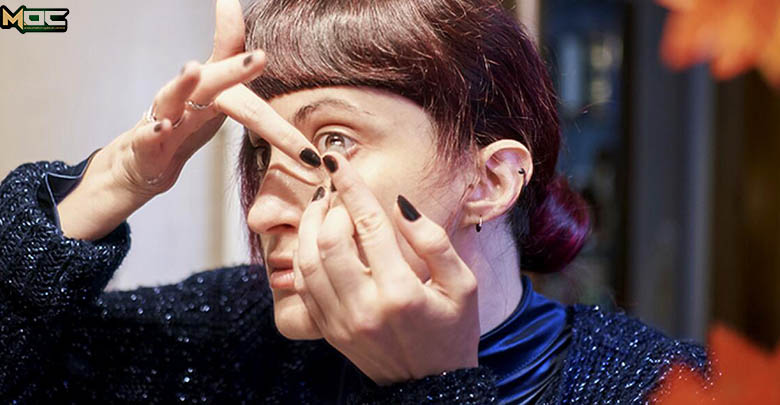 لنز تماسی و مشکلات آن