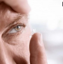 لنزهای تماسی دو کانونی چیست و چه کاربردی دارد؟