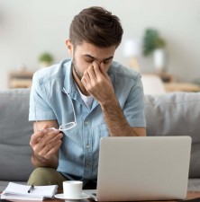 راهکارهایی برای رهایی از خستگی چشم