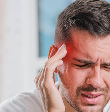 علت تاری دید و سردرد چیست؟